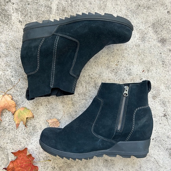 Sorel Evie Chelsea Wedge boots - size 9.5 - Picture 5 of 9